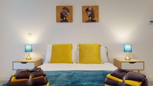 Luxury 2 Bed Apartment With Parking Near London