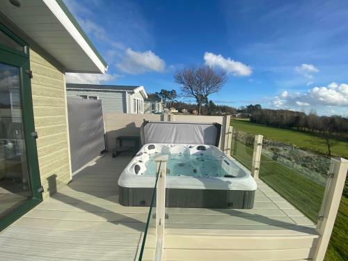 Apartamento Hot Tub Lodge With Panoramic Views & Free Golf