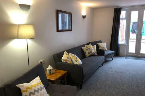 Teme Street Apartments
