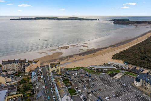 3 South Beach Court - Cosy Seafront Apartment