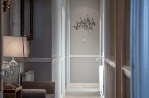 Judith's View - 3 Bedroom Apartment - Tenby