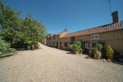 Lodge Sands Farm Cottages