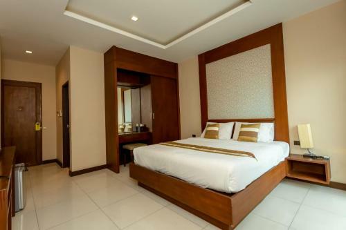 Honey Inn Hotels