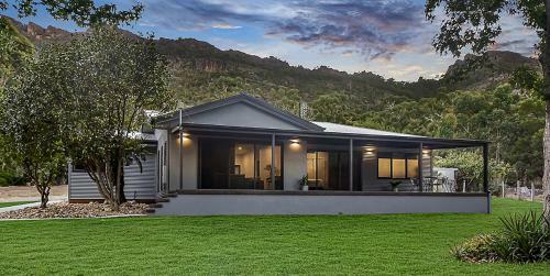 Villa Central Views Halls Gap