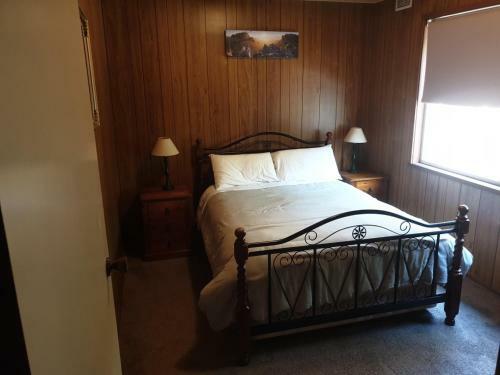 Huntinaddi Lodge
