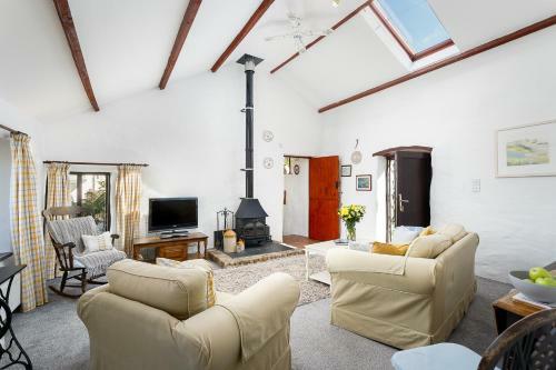 The Snug At Cornish Barn Holidays