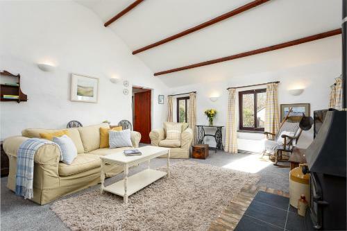 The Snug At Cornish Barn Holidays
