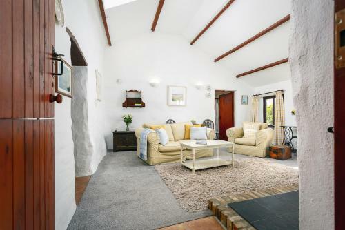 The Snug At Cornish Barn Holidays