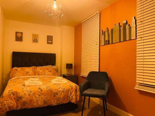 Cheerful 2-bed Townhouse In Wakefield With Parking