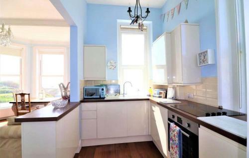 Flat 2, 1 Alexandra Gardens