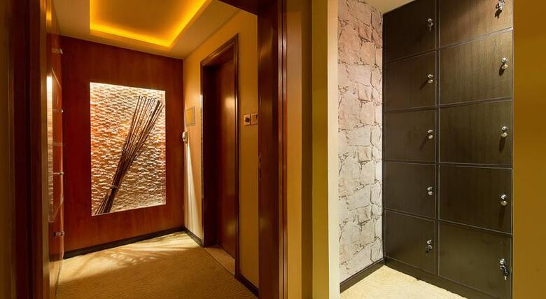 Hotel Lotus