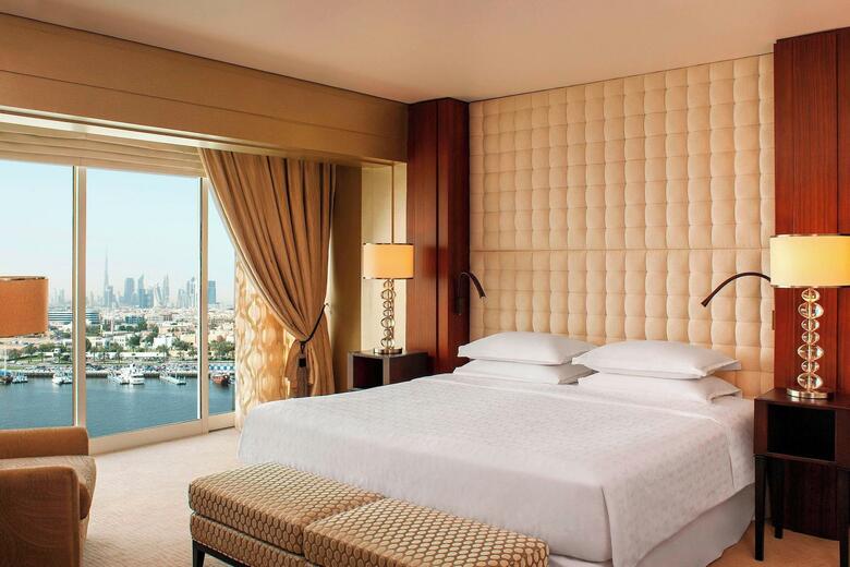 Sheraton Dubai Creek Hotel And Towers