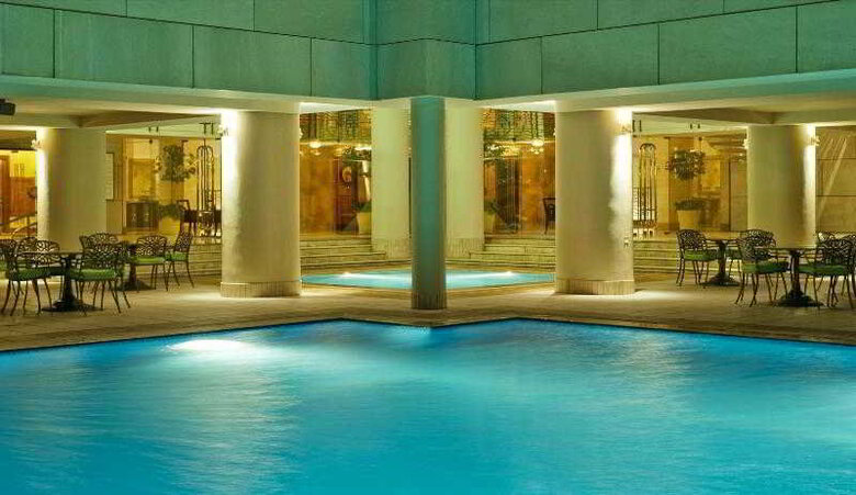 Sheraton Dubai Creek Hotel And Towers