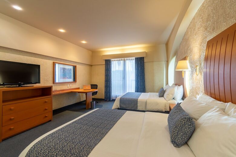 Hotel Flamingo Inn