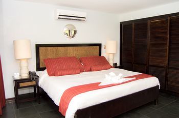 Hotel La Mansion Inn (.)