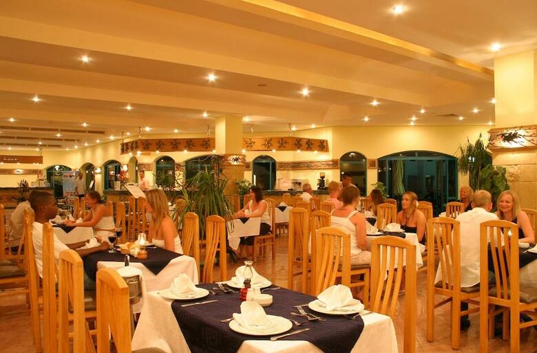 Hotel Falcon Hills