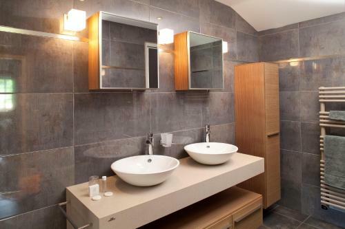 Hotel La Source Bleue