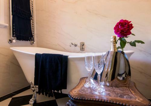 Bed & Breakfast Kyneton Manor House