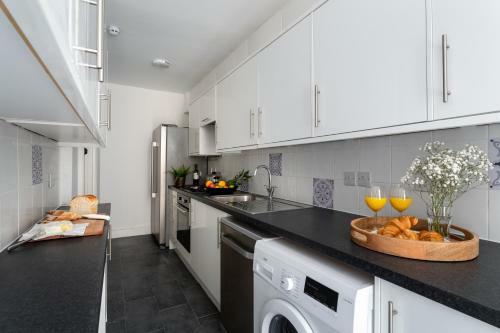 Brand New! Torquay Heights Luxury Apartments