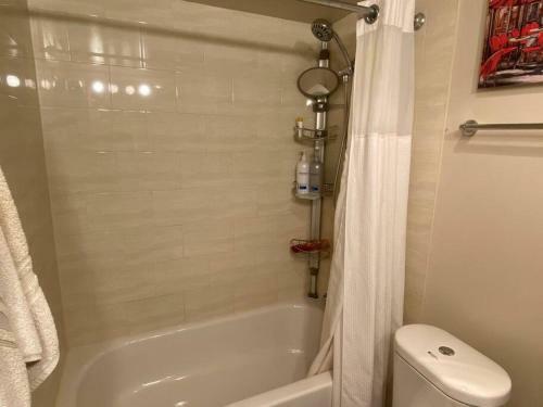 Apartamento North Vancouver 1 Br With Picturesque Views