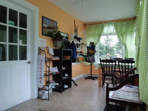 Big Axe Bed & Breakfast