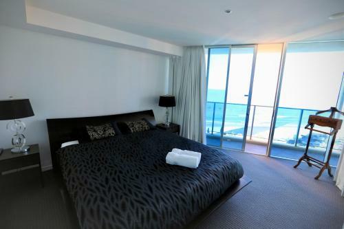 H Luxury Apartment At Surfers Paradise High Floor