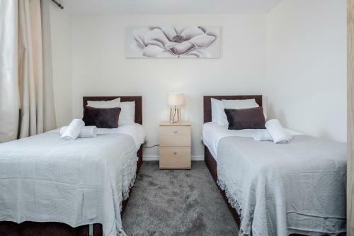 Captivating 3-bed Apartment In Grays