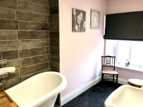 Claysun House - Sleeps 8 - Forest Of Dean
