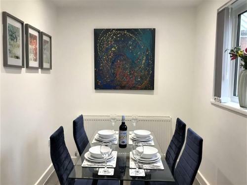 Apartamento Stylish Modern 3-bed House Nr Manchester City Ctr