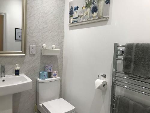 Apartamento Stylish Modern 3-bed House Nr Manchester City Ctr