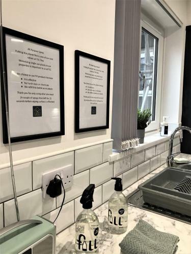 Apartamento Stylish Modern 3-bed House Nr Manchester City Ctr