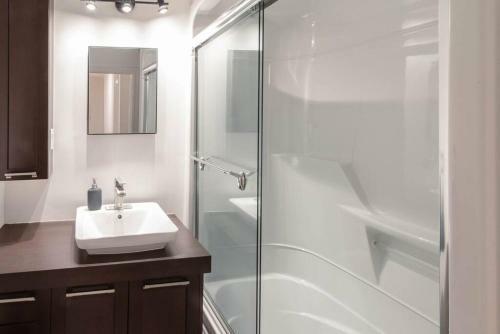 Apartamento Ch�teau Deluxe // Vieux-qu�bec, �norme Maison