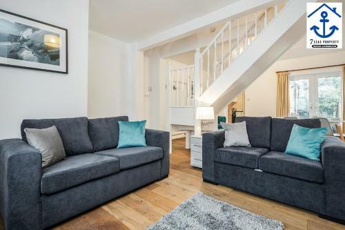 Luxury Town House Windsor With Garden And Parking