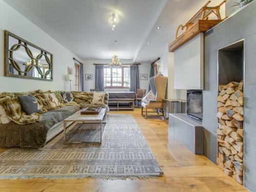 Beautiful Apartment In Mittersill With Private Terrace