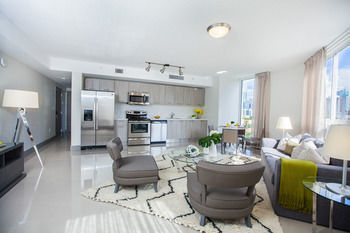Apartamentos Habitat Residence