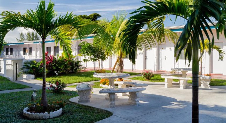 Hotel Sun And Surf Knights Inn