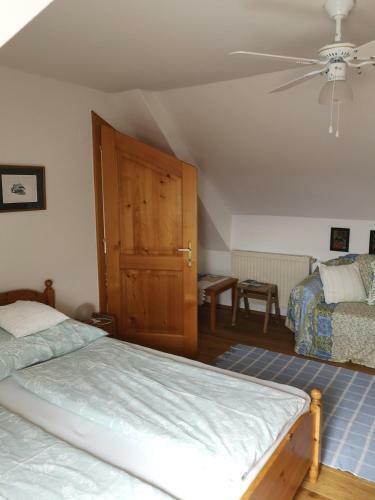 Bed & Breakfast Weingut Albert, Familie Cramer