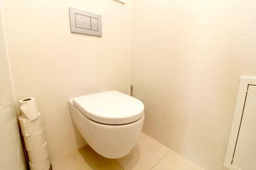 Apartamento Spacious Terrace Apt In Modern Klosterneuburg Building Top 2