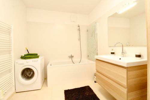 Apartamento Spacious Terrace Apt In Modern Klosterneuburg Building Top 2