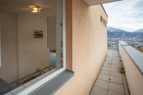 Innsbruck City Mountain View Apartment