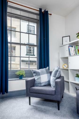 Apartamento Whitby Central, 2mins Walk From Beach, Pet Friendly