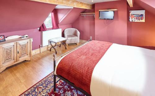 Host & Stay - May House