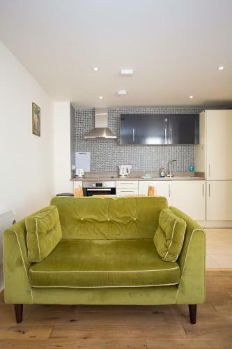 Apartamento Gorgeous Central Studio With Balcony, 2 Mins To Beach And Pier