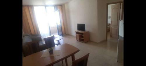 Apartment In Trakia Plaza Complex