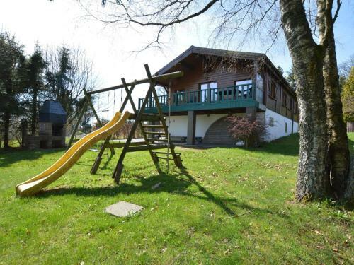 Luxurious And Charming Chalet With Sauna And Open Fireplace, Located By A Forest