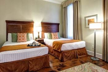 St. James Hotel, An Ascend Collection Hotel
