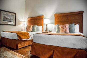 St. James Hotel, An Ascend Collection Hotel