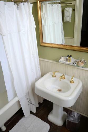Bed & Breakfast Edgar Degas House Historic Home And Museum