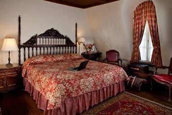 Posada Le Richelieu In The French Quarter