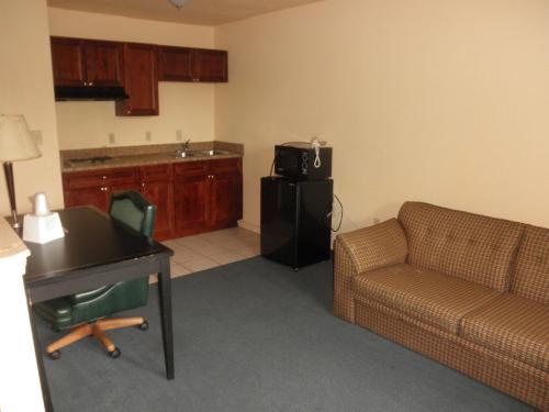 Motel Relax Inn And Suites New Orleans